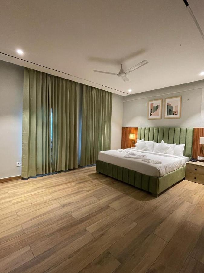 Hotel West Inn Premium Kharar Exterior photo