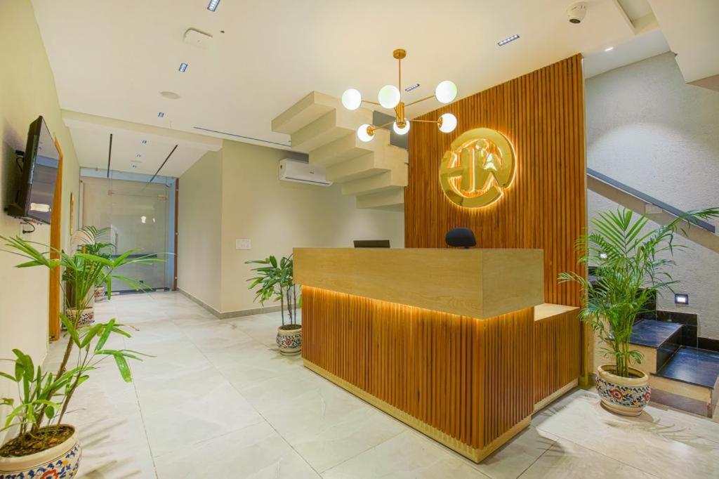 Hotel West Inn Premium Kharar Exterior photo